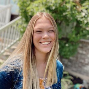 Meet your Posher, Leah